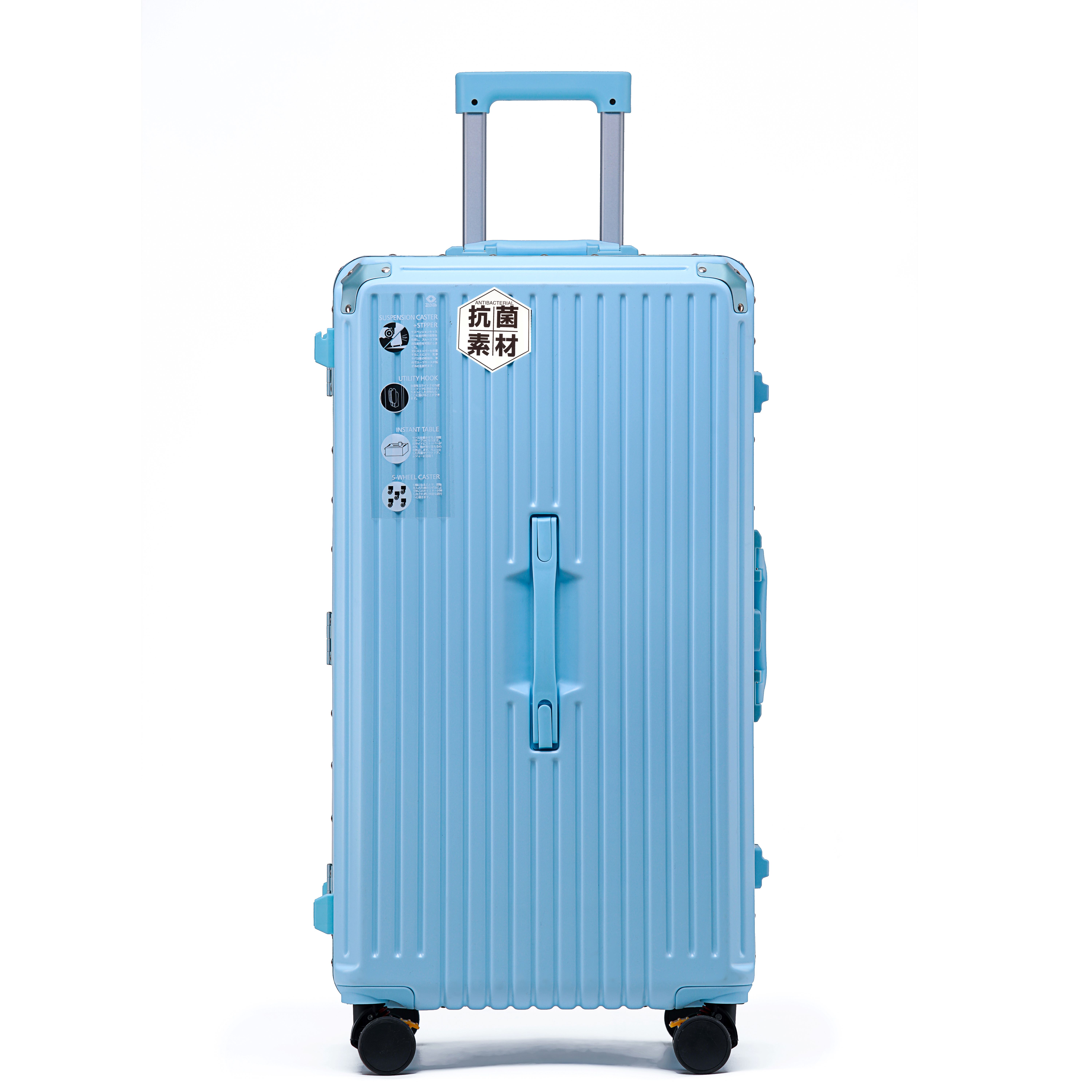 Baule portabagagli dal nuovo design sportivo ed elegante