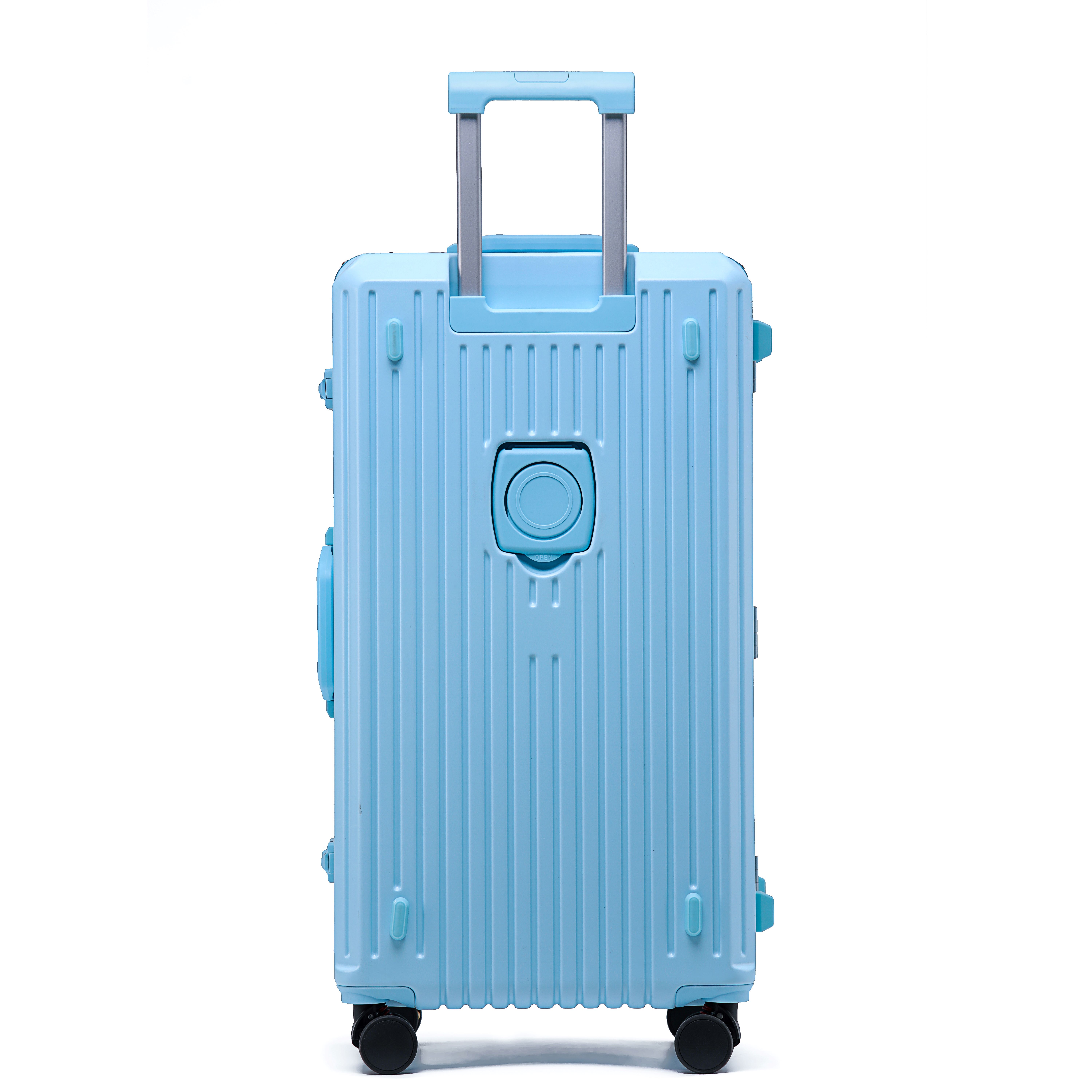 Baule portabagagli dal nuovo design sportivo ed elegante