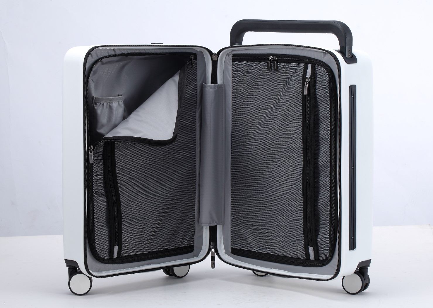 Valigia da trasporto con trolley largo 20 pollici e caricatore USB