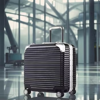 Design personalizzato in fabbrica con custodia per ruota universale con telaio in alluminio da 18 pollici